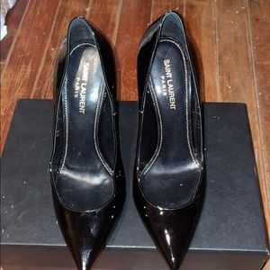 YsL patent leather pump